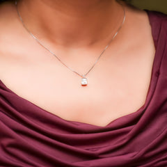 Silver Dazzling White Pendant and Chain Amishka Jewels