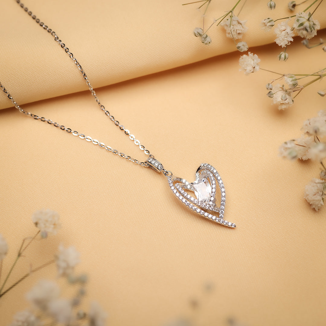 Silver Glowing Heart Pendant and Chain Amishka Jewels